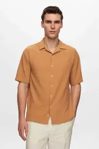 D'S Damat relaxed Camel seersucker Short Sleeve Wrinkle-Free Shirt
