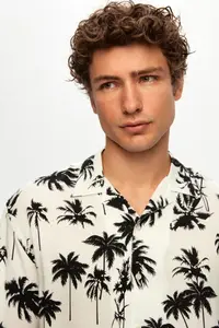 D'S Damat Ds Damat Relaxed Off-White Patterned Palm Tree Patterned Short Sleeve Summer Viscose Shirt - Image 4