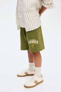 H&M Printed Sweatshirt Shorts - Image 4