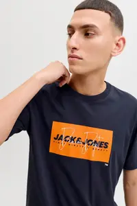 Jack & Jones Men Chest Logo Printed T-Shirt - Cole - Image 4