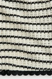 H&M Textured Knitwear Shorts - Image 4