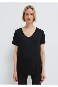 Mavi V Neck Black Basic Viscose T-Shirt Loose Fit / Loosely Comfortable Cut - Image 3