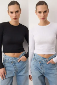 TRENDYOLMİLLA Black-White 2 Sets Package Fitted Crew Neck Crop Ribbed Flexible Knitting Blouse