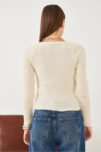 Bianco Lucci Women buttoned Knitwear Seasonal Cardigan - Image 7