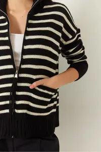 Bianco Lucci Women Striped Zippered Knitwear Cardigan - Image 5