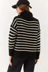 Bianco Lucci Women Striped Zippered Knitwear Cardigan - Image 6