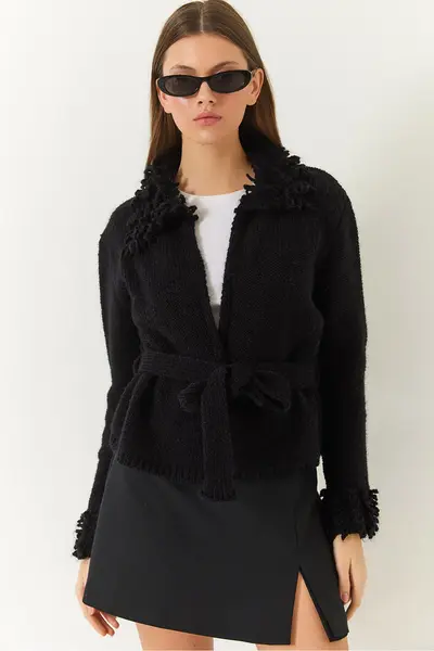 20246335-BLACK_1