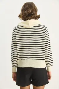 Bianco Lucci Women's Striped Hooded Double Zipper Basic Cardigan - Image 6