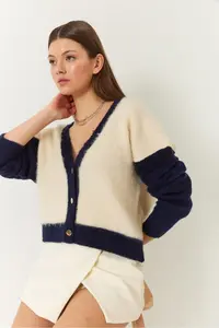 Bianco Lucci Women Fleece Knitwear Cardigan - Image 3