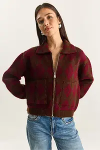 Bianco Lucci Women's Diamond Patterned Collared Zippered Knitwear Cardigan - Image 5
