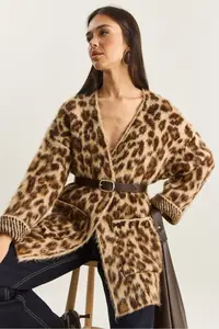 Bianco Lucci Women's Pocket Detailed Patterned Oversize Rose Gold Knitted Cardigan - Image 6