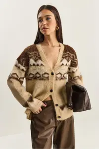 Bianco Lucci Women's Geometric Patterned Rose Gold Knitwear Cardigan - Image 3