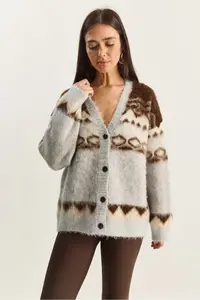 Bianco Lucci Women's Geometric Patterned Rose Gold Knitwear Cardigan - Image 5