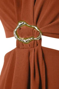 TRENDYOLMİLLA Burgundy A Cut Waist Low-cut and Accessory Detailed Maxi Weaving Crepe her dress - Image 7