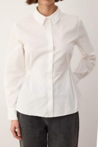 TRENDYOLMİLLA White Button Detailed Adjustable 100% Cotton Poplin Shirt - Image 7