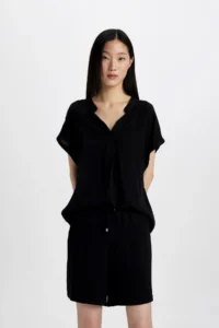 DeFacto High Waist Short Leg Belmando Basic Straight Shorts I6760az24hs - Image 3