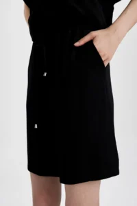 DeFacto High Waist Short Leg Belmando Basic Straight Shorts I6760az24hs - Image 6