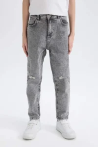 DeFacto Boy's Balloon Fit Ripped Detailed Straight Leg Jean Trousers - Image 4