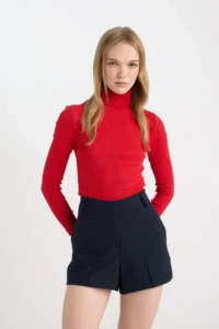 DeFacto Slim Fit Narrow Cut Normal Waist Basic Straight Shorts - Image 3