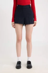 DeFacto Slim Fit Narrow Cut Normal Waist Basic Straight Shorts - Image 4