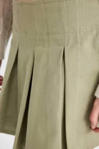 DeFacto Pleated Normal Waist Basic Plain Gabardine Mini Skirt - Image 5