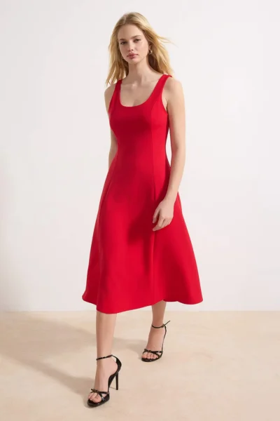 TRENDYOLMİLLA Rejection Skirt Opened at Waist Midi Weaving Dress