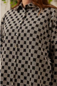 FEMELLE Geometric Patterned Oversize Plus Size Shirt Suitable for Hijab - Image 3
