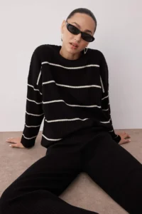 TRENDYOLMİLLA Black*001 Wide Pattern Striped Basic Fitted Knitwear Top and Bottom Set - Image 2