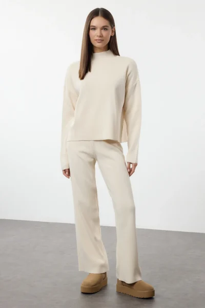 TRENDYOLMİLLA Ecru*001 Basic Plain Knitwear Top and Bottom Set