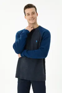 US Polo Assn. Men Navy Blue Sweater - Image 2
