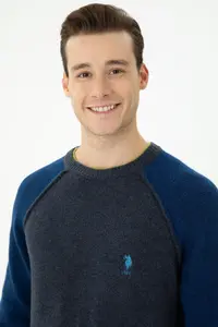 US Polo Assn. Men Navy Blue Sweater - Image 3