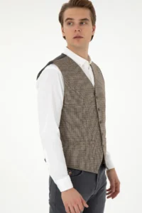 US Polo Assn. Men Crowbar Patterned Knitting Vest - Image 3