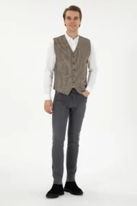 US Polo Assn. Men Crowbar Patterned Knitting Vest - Image 4