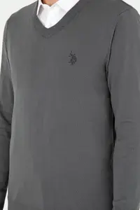 US Polo Assn. Men slim Fit V-neck Anthracite Basic Sweater - Image 7