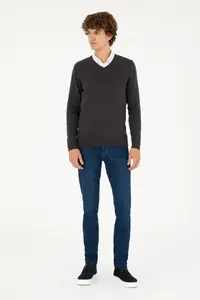 US Polo Assn. Men slim Fit V-neck Anthracite Melanj Basic Sweater - Image 4