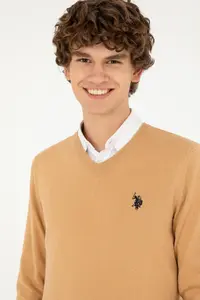 US Polo Assn. Men slim Fit V-neck Camel Melanj Basic Sweater - Image 2