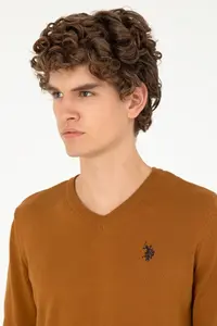 US Polo Assn. Men slim Fit V-neck Coconut Basic Sweater - Image 2