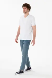 US Polo Assn. Men Regular Fit  V-neck White Basic T-Shirt - Image 5