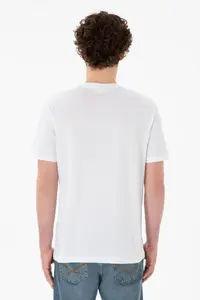 US Polo Assn. Men Regular Fit  V-neck White Basic T-Shirt - Image 6