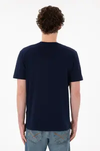US Polo Assn. Men Regular Fit  V-neck Navy Blue Basic T-Shirt - Image 6
