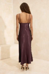 TRENDYOLMİLLA Brown Lace Detailed Weaving Satin Maxi Elegant/Evening Dress - Image 4