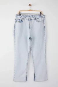 Trendyol Curve Light Blue High Waist Slit Detailed Flare Fit plus size jeans - Image 5