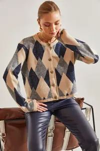 Bianco Lucci Women Baklava Patterned Knitwear Cardigan - Image 3