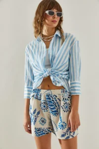 Bianco Lucci Women's Patterned Pocket Detailed Linen Shorts & Bermuda - Image 2