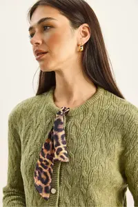 Bianco Lucci Women's Braided Scarf Detailed Buttoned Cardigan - Image 5