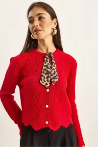 Bianco Lucci Women's Braided Scarf Detailed Buttoned Cardigan - Image 2