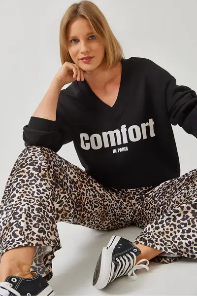 60261019-BLACK_1