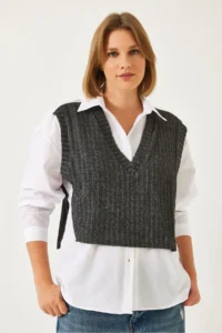 Bianco Lucci Women Pullover Detailed Shirt - Image 2