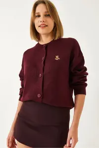 Bianco Lucci Women's Teddy Embroidered Buttoned Knitwear Cardigan - Image 2