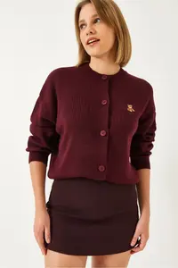 Bianco Lucci Women's Teddy Embroidered Buttoned Knitwear Cardigan - Image 3